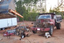 Dump Truck engine rebuild 004 (Small).jpg