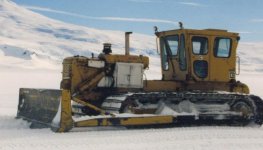 234400-D8 Sno Cat 1957 (antarica).jpg