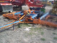 Bearcat 15' cultipacker b.JPG